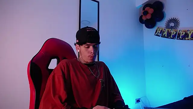 Anhonymus  online show from 10-14-25, 04:02