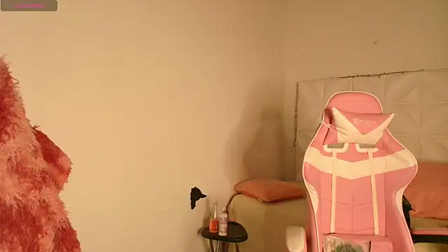 Snapshot of Abril1_gh chatting on 12-01-25, 10:20 Abril1 gh online show from 12-01-25, 10:20