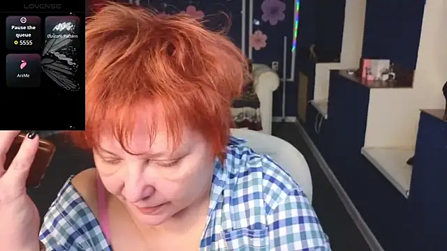 Kira Kenett online show from 04-17-26, 05:49