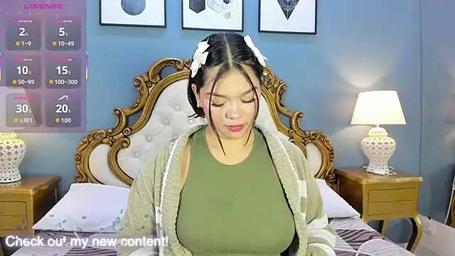 HatsaJones online show from 01-13-26, 04:18