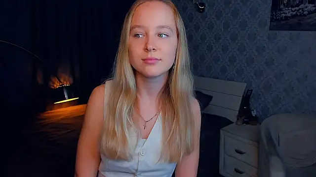 SoonMoor online show from 09-08-25, 06:18