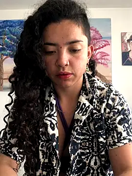 Paris 11 online show from 11-11-25, 02:17