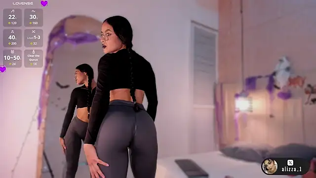 alizza  online show from 10-23-25, 11:53