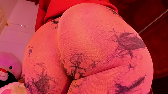 Snapshot of Gabby_Haze chatting on 05-15-26, 11:12 Gabby Haze online show from 05-15-26, 11:12