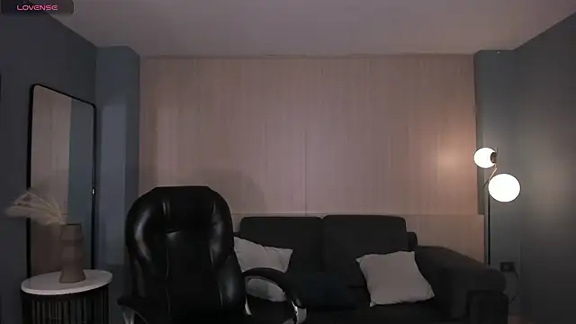 MayaMoretti  online show from 04-05-26, 03:36