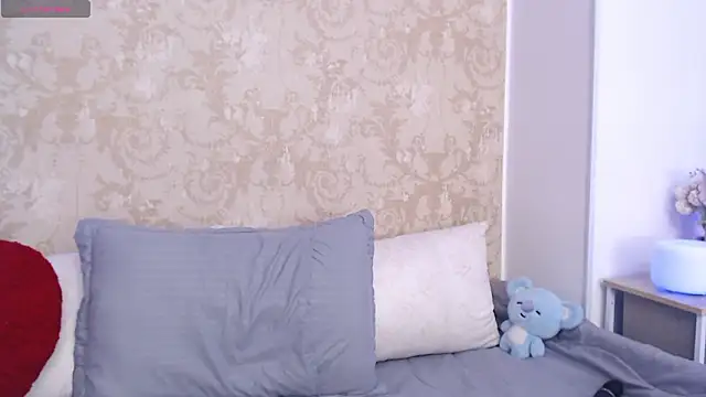 GinebraBrown online show from 03-21-26, 08:45