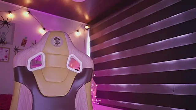 Rebecah 1 online show from 10-30-25, 03:35