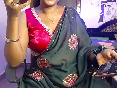 Snapshot of Zellybean_telugu chatting on 10-14-25, 04:19 Zellybean telugu online show from 10-14-25, 04:19
