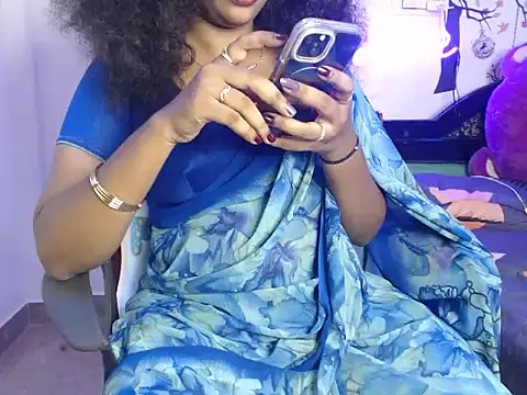 Snapshot of Zellybean_telugu chatting on 10-20-25, 06:52 Zellybean telugu online show from 10-20-25, 06:52