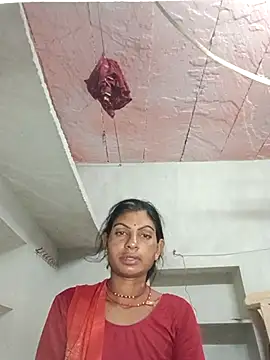 Snapshot of Mansi_ji chatting on 10-18-25, 11:38 Mansi ji online show from 10-18-25, 11:38