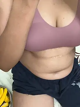 Sex Queen aaraya online show from 05-18-26, 06:14