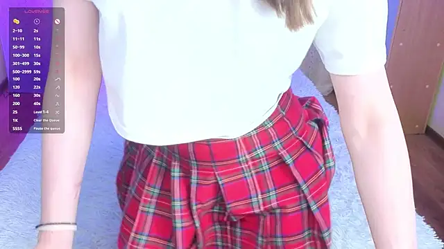 Angeel Kate online show from 04-26-26, 06:55