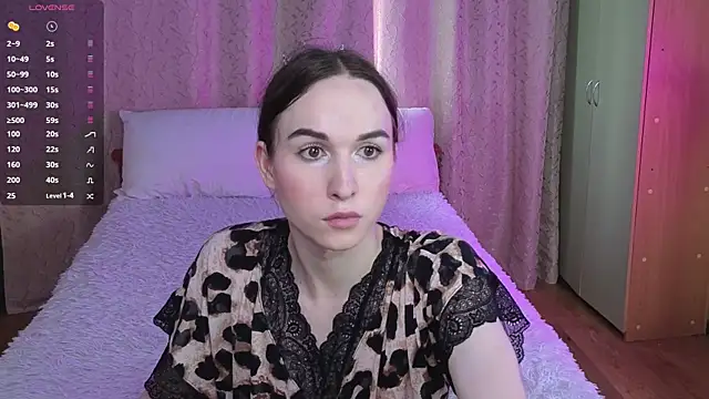 Angeel Kate online show from 07-28-26, 12:48