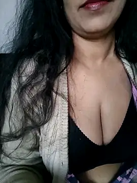 Snapshot of Deepa_Sharma143 chatting on 12-04-25, 01:59 Deepa Sharma143 online show from 12-04-25, 01:59