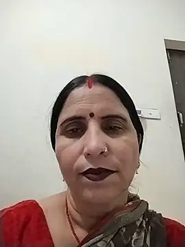 Snapshot of Hot_liya54 chatting on 05-19-26, 04:24 Hot liya54 online show from 05-19-26, 04:24