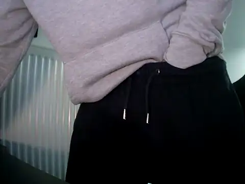 Snapshot of Xfroska chatting on 09-29-25, 09:08 Xfroska online show from 09-29-25, 09:08