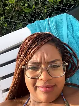 Hill Brownie online show from 12-14-25, 01:27