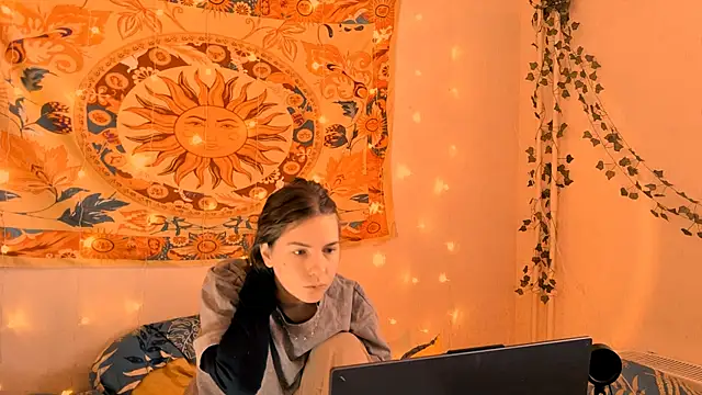 AliceCUNTach online show from 02-18-26, 05:03