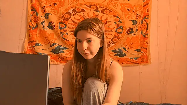 AliceCUNTach online show from 04-26-26, 05:05