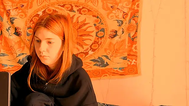 Snapshot of AliceCUNTach chatting on 06-28-26, 05:02 AliceCUNTach online show from 06-28-26, 05:02