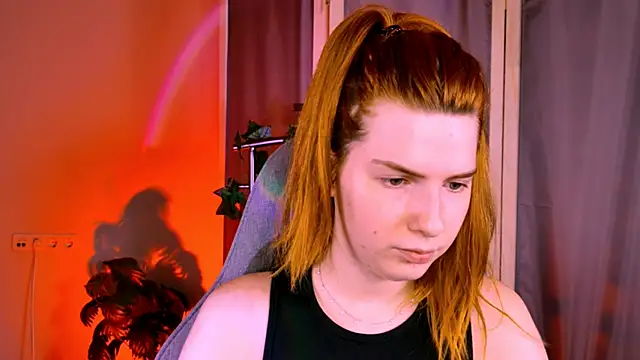 Snapshot of AliceCUNTach chatting on 07-10-26, 05:12 AliceCUNTach online show from 07-10-26, 05:12