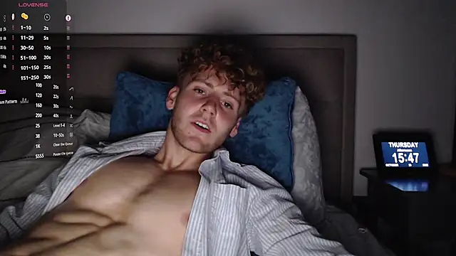 Snapshot of DominantAlex18 chatting on 10-23-25, 02:49 DominantAlex18 online show from 10-23-25, 02:49