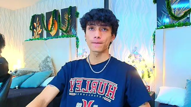 Snapshot of Lean_Portman chatting on 12-15-25, 10:03 Lean Portman online show from 12-15-25, 10:03