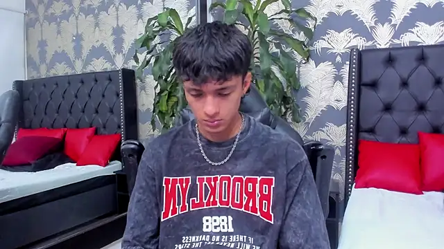 Lean Portman online show from 03-31-26, 03:12