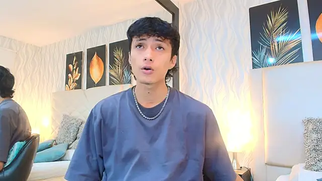 Lean Portman online show from 04-25-26, 02:36