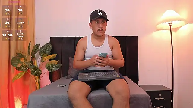 Misterjhons2 online show from 03-10-26, 01:21