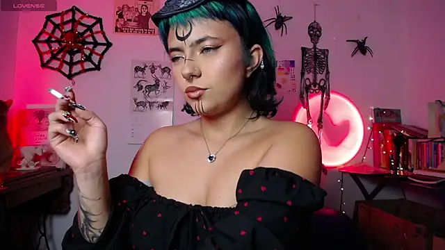 AlmaNanax online show from 10-28-25, 02:04