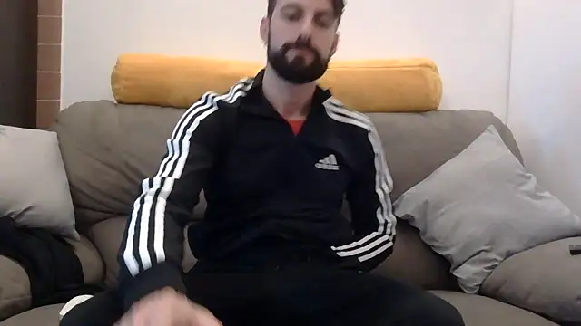 Amicisegreti online show from 01-17-26, 04:00