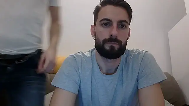 Amicisegreti online show from 02-03-26, 09:20