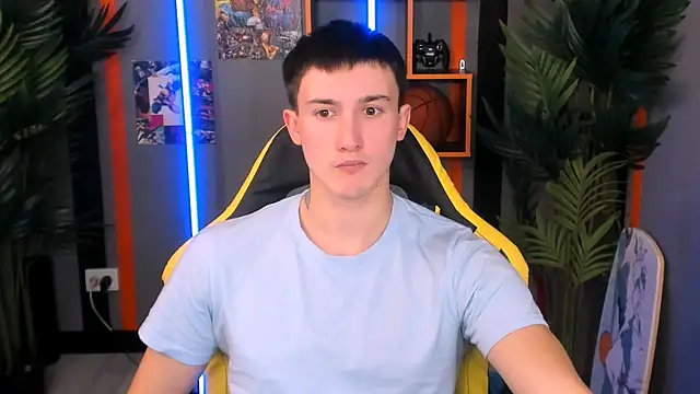 David  Diamond online show from 12-04-25, 04:05