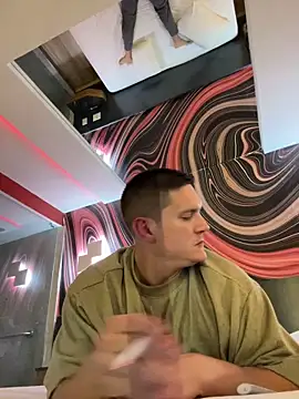 Matteus2000 online show from 09-24-25, 04:21