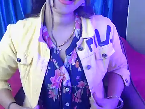 priya-kumari22 online show from 12-14-25, 04:51