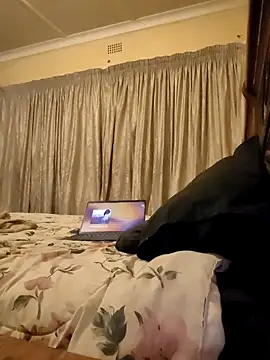 Snapshot of Cianda24 chatting on 09-19-25, 07:58 Cianda24 online show from 09-19-25, 07:58