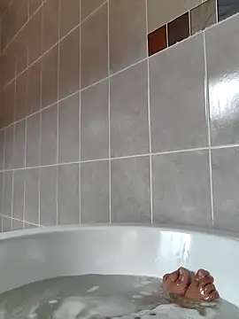 Snapshot of Cianda24 chatting on 11-01-25, 12:51 Cianda24 online show from 11-01-25, 12:51