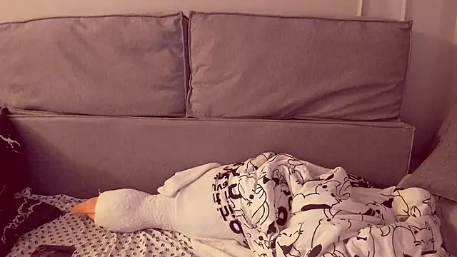 Snapshot of Isabellaprincess chatting on 10-28-25, 11:14 Isabellaprincess online show from 10-28-25, 11:14