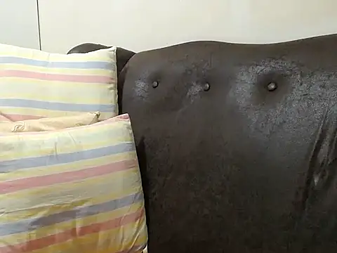 bustylaura4u online show from 10-21-25, 02:45