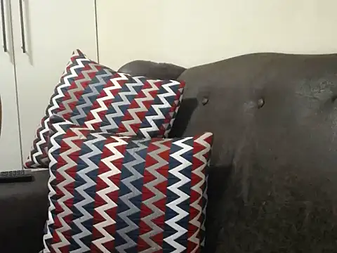 bustylaura4u online show from 07-20-26, 08:55