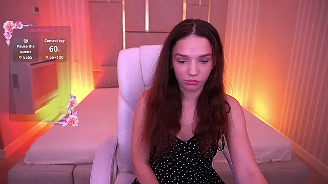 Snapshot of MirielleNymph chatting on 11-02-25, 01:57 MirielleNymph online show from 11-02-25, 01:57