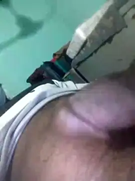 Snapshot of bappyandbanulove chatting on 11-13-25, 06:40 bappyandbanulove online show from 11-13-25, 06:40