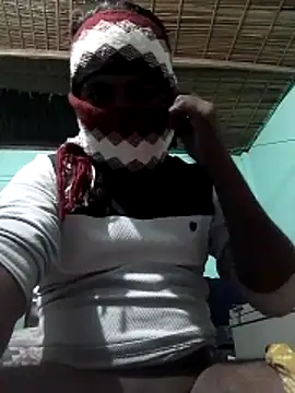 Snapshot of bappyandbanulove chatting on 12-04-25, 06:38 bappyandbanulove online show from 12-04-25, 06:38