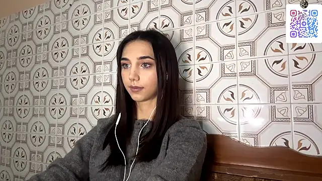 LinaMour online show from 11-20-25, 10:09