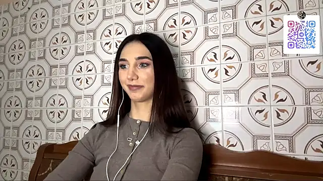 LinaMour online show from 11-26-25, 10:11