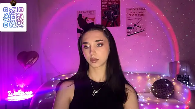 LinaMour online show from 04-20-26, 10:22