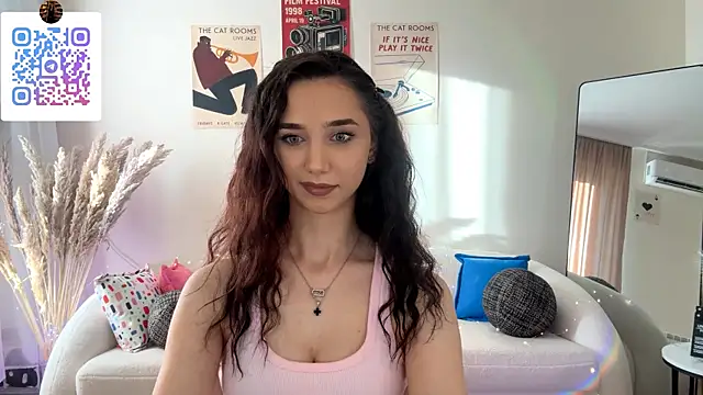 Snapshot of LinaMour chatting on 07-14-26, 03:00 LinaMour online show from 07-14-26, 03:00