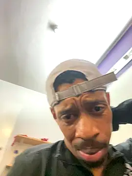 Snapshot of fitsexyman chatting on 09-26-25, 11:58 fitsexyman online show from 09-26-25, 11:58