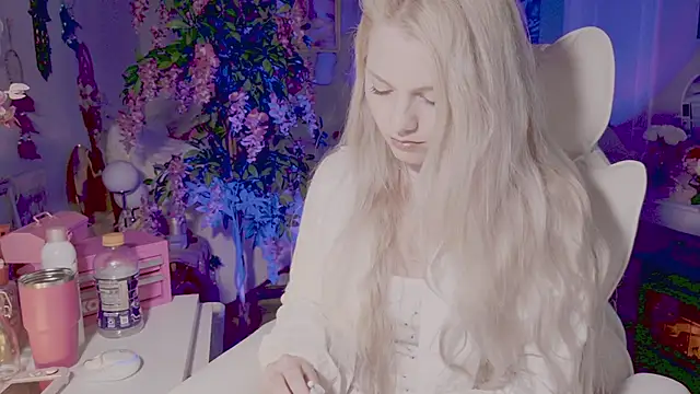 Talulaa online show from 07-10-26, 11:40